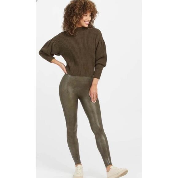 SPANX Pants - SPANX Faux Leather Croc Shine Leggings Olive Green Women's Size Small